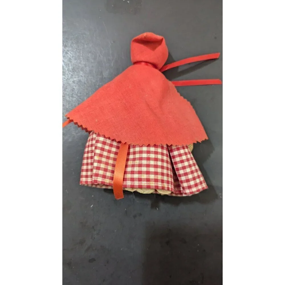 Vintage‎ Natchez 7” Little Red Riding Hood Blue Eyes Open & Close.